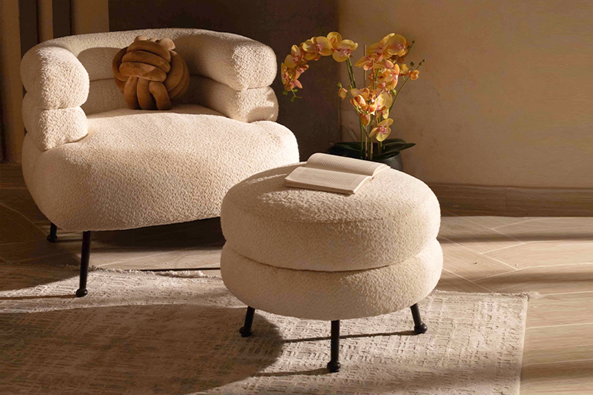 Minimalist Armchair Ideas for Contemporary Homes